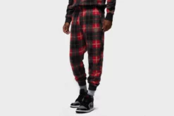 Jordan Essential Holiday Fleece Sweatpants (Fire Red/Dark Driftwood)