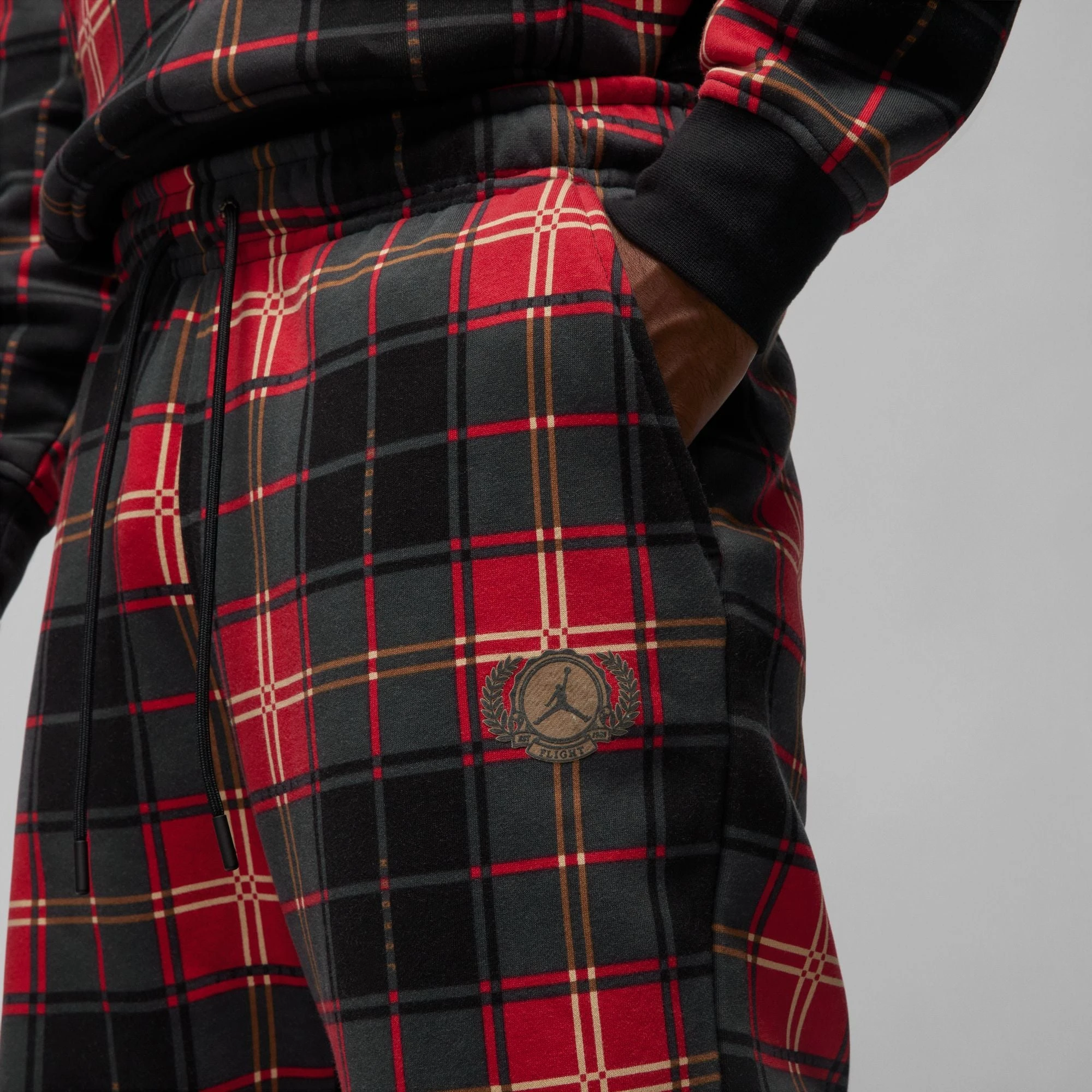 Jordan Essential Holiday Fleece Sweatpants (Fire Red/Dark Driftwood) - Image 4